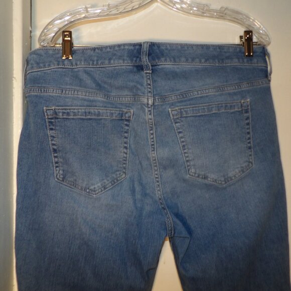 Torrid Mid Rise Slim Boot Cut Jeans Sz 12S - Picture 5 of 6